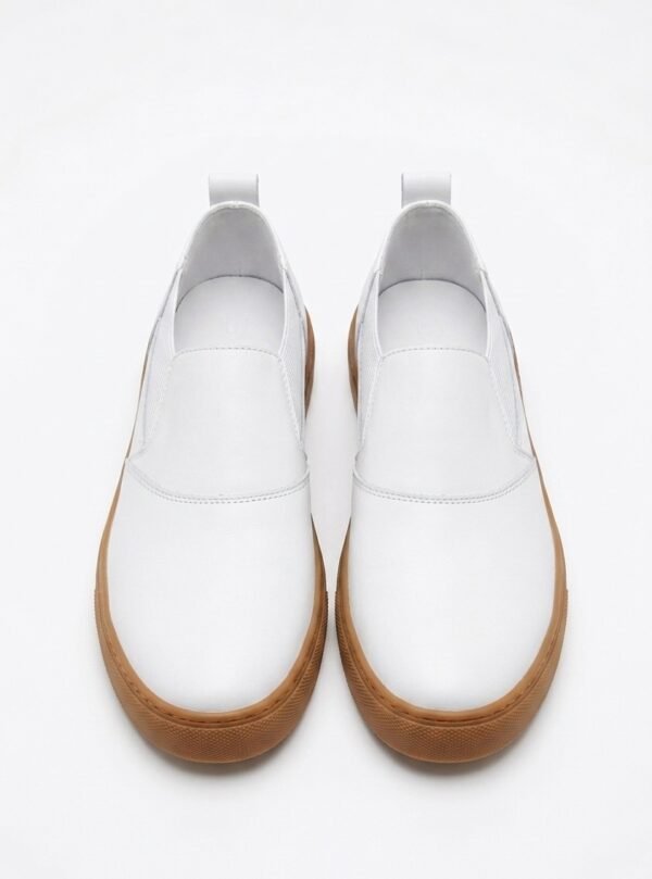 Element (White on Gum)