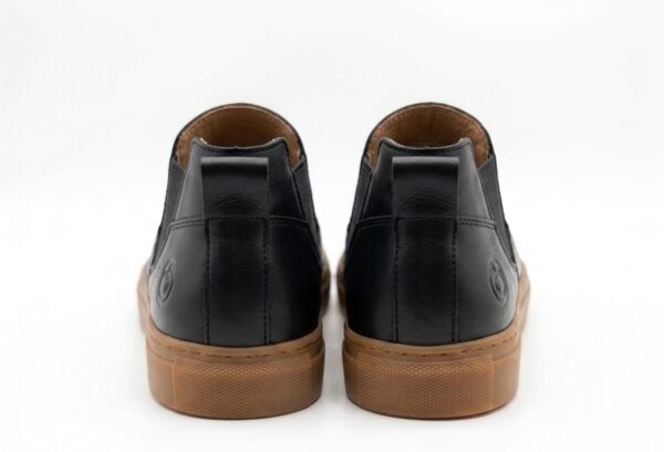 Black on Gum BV Logo Element (Black on Gum)