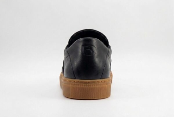Cruise (Black on Gum)