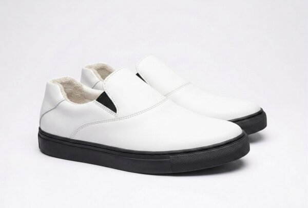 Cruise (White on Black)