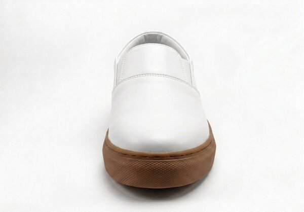 Cruise (White on Gum)